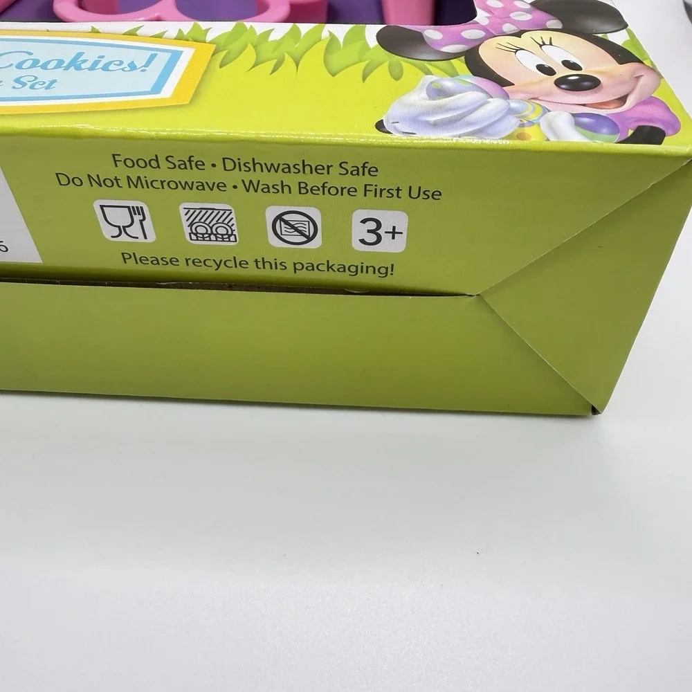 Disney Let's Make Cookies Kids Activity Set by‎ Zac NIB Minnie Mouse Baking Set